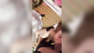 Cô dâu đêm động phòng thì đụ người yêu cũ trước rồi mới động phòng với chồng sau.