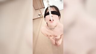 Nhét chuỗi hạt vào hậu môn rồi rút ra cho vào miệng luôn