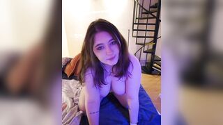 Gái Nga chubby vú to lồn múp khoe hàng trên live phần 1