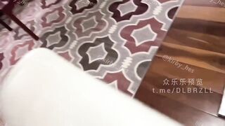 Ghệ dâm mông to nứng lồn banh lồn cực rộng xin a đút cặc vào trong