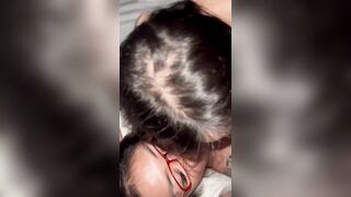 Một mình địt hai em rau xăm trổ dâm đãng vú to lồn múp phần 1