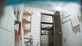 Em vợ múp míp, tắm truồng ngon quá