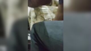 Em gái chịu để anh họ thoải mái móc lồn,anh giữ lời ko méc mẹ em bỏ học đụ với trai