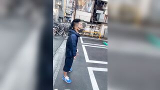 Bất lực nhìn crush bị doggy, thanh niên chỉ biết đứng nhìn rồi sóc lọ