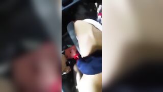 Ông chú nhờ đón em gái 16 tuổi đi học về, thằng anh họ đón đụ con bé dọc đường.
