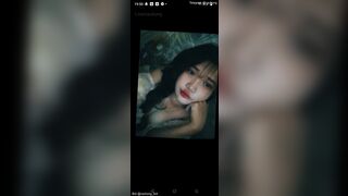 Em học sinh vú to nửa đêm nứng lồn thủ dâm
