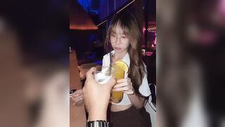 Đừa em học sinh 2k9 đi chơi rồi đưa về khách sạn địt lồn khít vkl