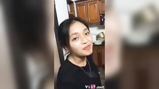 Em gái ngây thơ hồn nhiên: Em là con đĩ của anh
