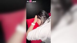 Chơi em nữ sinh trong phòng chiếu phim không bao xuất tinh vào miệng