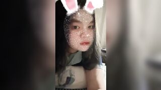 Lộ clip Nguyễn Vũ Uyển nhi ủn nhau cùng bạn trai cu to