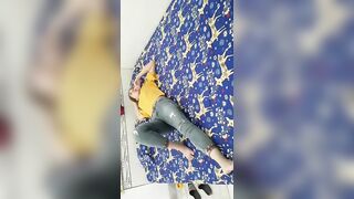 Dì họ U42 nhậu say tâm sự với thằng cháu,1 hồi nó cỡi đồ cho bú cu cũng bú luôn.