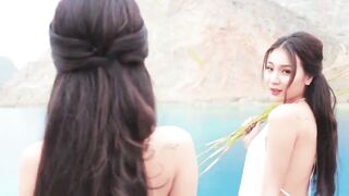 2 em teen VN vú bự chụp ảnh nude public