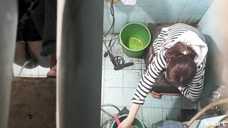 quay lén em gái ( tất cả quỳ xuống )