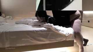 E teen loli nhỏ nhắn đáng iu thế mà lại để cho th già bụng bự béo phì đè ra đụ ná thở