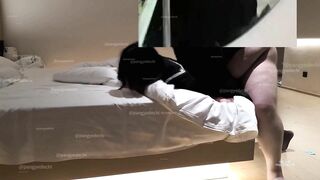 E teen loli nhỏ nhắn đáng iu thế mà lại để cho th già bụng bự béo phì đè ra đụ ná thở