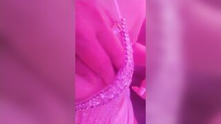 Tiên cảnh chốn karaoke, vợ à em không hiểu được đâu