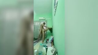 Nghỉ hè các em học sinh tranh thủ bú địt. 2