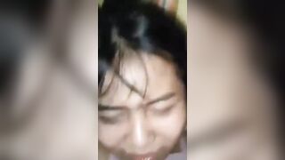 Chán nhỉ cho người ta đụ đả rồi tự nhiên muốn khóc hả má.