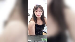 Bé Ngọc Nhi2k mình dây vú bự cùng b trai vào ks live show hàng chịch nhau cực dâm p3
