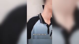 Dâm nữ đột nhập vào trường học gạ e hs cu to ra nhà vệ sinh bú cu cho móc lồn sục cặc