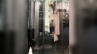 siêu phẩm loli xinh xắn trả kèo show vú cho ai donate - phần 3