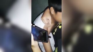 Lần đầu đụ nhau của 2 anh em họ nên cả 2 đều ngại ngùng.