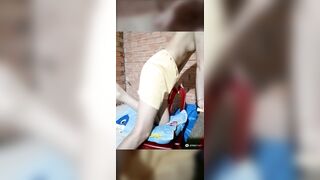 Em gái loli khỏe vú