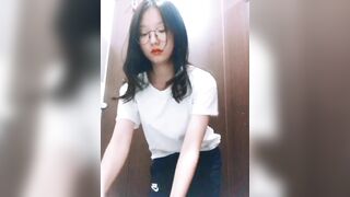 lớp 10 kính cận em đẹp lông lá mọc đầy đủ quá - phần 16