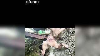 Dâm Nữ biến thái, Bắt Bạn Trai Public, Sục Cu Ở núi Mặc lọt khe