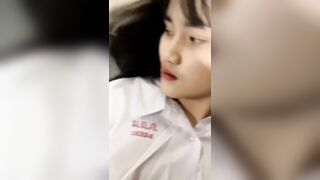 Đã cho đụ rồi mà không chịu bú lồn, con em họ đã giận dỗi anh trai mình.