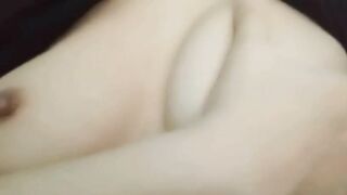 Em hầu gái non tơ thủ dâm móc lồn xoa vú dâm đãng 3