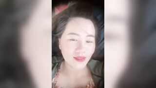 Em nào giúp Chị có bầu với