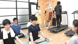 Nữ MC Dẫn chương trình, Bị Nhân viên Djt trên live stream Bóp Vú Móc lồn rậm