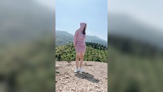Cẩm Linh lồn múp nhiều nước dưới MÔ TẢ