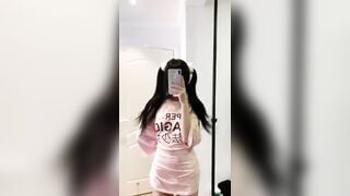 Nhảy cùng e gái loli