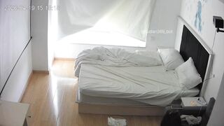 Bà dì họ 25 tuổi lén lút đụ nhau với thằng cháu họ 17 tuổi.