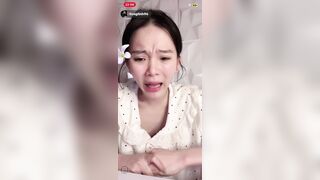Em hàng vú bự Việt Nam cực dâm livetream trên tiktok show cả vú với đầu ti