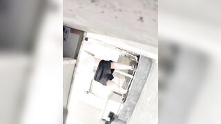 có 1 không 2 quay lén nhà vệ sinh nữ toàn các em non tơ xinh xắn - phần 31