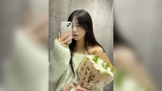 sinh viên đh ở nhà ngoan ngoãn nhưng đêm đến lại đi khách