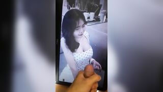 sục cặc bắn lên ảnh Mai Hương mặc váy chấm bi