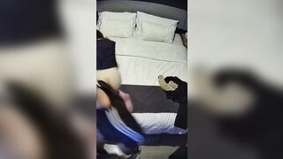 Thằng cháu 19 tuổi vào phòng đụ dì họ 26 tuổi quá hấp dẫn và cuốn hút.