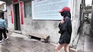 Cô gái có sở thích nude public 3