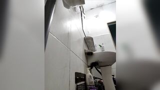 Mb vú to khủng lồn dâm vởi chuồng khắp nhà