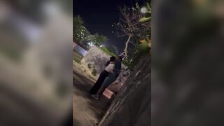 Phát hiện chị hàng xóm ngoại tinh với trai sau nhà