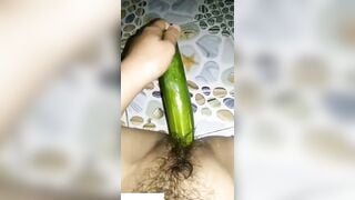 Máy bay trốn vào nhà tắm call sex với trai