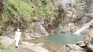 Tổng hợp clip nude public khi đi du lịch với em người yêu