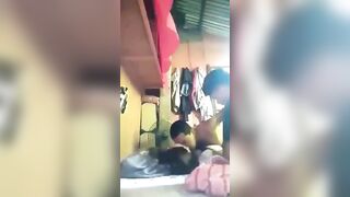 2 thằng anh họ dụ dỗ em gái 17 tuổi nhậu say, thay phiên nhau lần lượt đè đụ em gái.