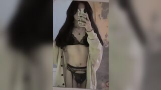ngày làm idol tiktok tối về em bán quạt cho các anh xem