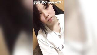 Lần đầu cho nhỏ bạn thân nuốt tinh, cứ ngậm mãi k dám nuốt