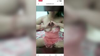 chị gái show